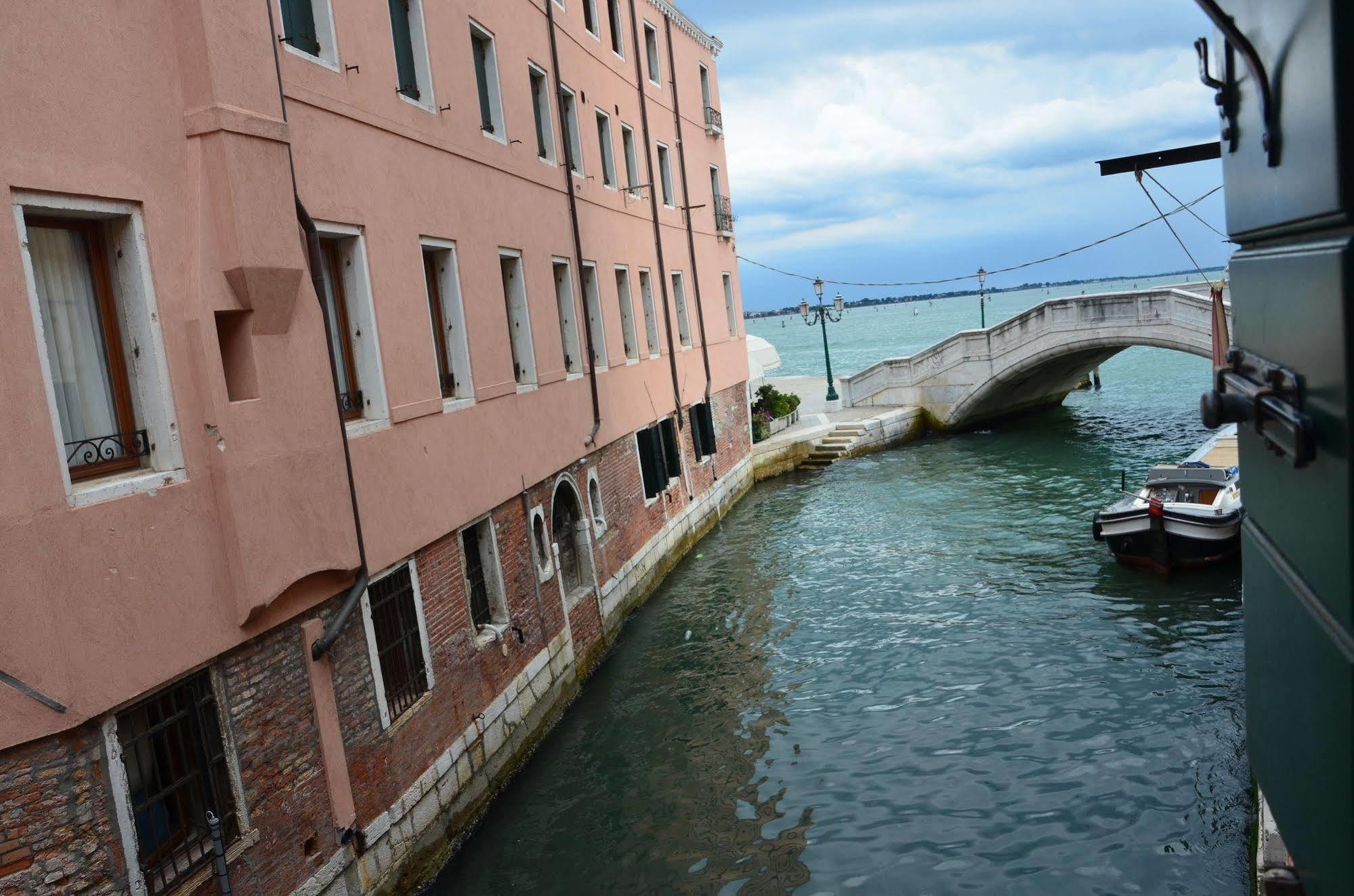 Casa Favaretto Guest House Venice Exterior photo